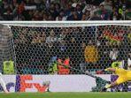 kiper-italia-gianluigi-donnarumma-menepis-penalti-alvaro-morata-berikut-hasil-italia-vs-spanyol.jpg