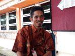 komisioner-divisi-teknis-kpu-luwu-timur-muhammad-abu-892020.jpg