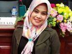 komisioner-kpu-tana-toraja-divisi-data-dan-informasi-intan-parerungan.jpg