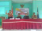 komisioner-panwascam-mamasa-saat-pelantikn-73-ptps.jpg