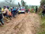 kondisi-akses-jalan-tepatnya-di-dusun-palembongan-cukup-memprihatinkan.jpg
