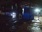 kondisi-saat-banjir-terjadi-di-jalan-bakri-kecamatan-bissappu.jpg
