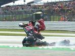 kondisi-terkini-andrea-dovizioso-pasca-tabrak-quartararo-di-motogp-inggris-hilang-ingatan-15-menit.jpg