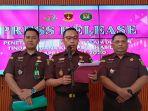 konferensi-pers-penetapan-tersangka-kasus-korupsi-irigasi-Apareng.jpg