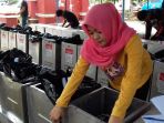 kpu-kabupaten-luwu-mulai-mendistribusikan-logistik-pilkada_20180625_092026.jpg