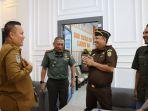 kunjungan-ke-posko-paslon-wajo.jpg