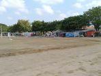 lapak-penjual-es-buah-disisi-stadion-mini-turatea-jl-lanto-dg-pasewang.jpg