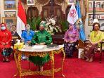 lies-f-nurdin-mengikuti-pergelaran-pembukaan-karya-kreatif-indonesia-kki.jpg