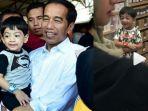 lihat-kelakuan-cucu-jokowi.jpg