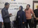 lokal-sulbar-serahkan-surat-penolakan.jpg