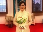 maia-estianty-resmi-menikah-dengan-irwan-mussry-dia-tunjukkan-kado-pernikahan-dari-kerabat-sweet_20181109_120310.jpg