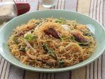 makan-sahur-jadi-lebih-semangat-dengan-sajian-bihun-goreng-tongkol.jpg