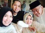 mama-rieta-dan-basuki-widjaja_20180304_114026.jpg