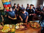 manajemen-aswin-hotel-spa-gelar-perayaan-anniversary-ke-9-tahun-di-aswin-hotel-spa.jpg
