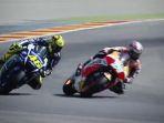 marc-marquez-alami-crash-maverick-vinales-tercepat-disusul-rossi.jpg