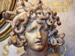 medusa-dalam-mitologi-yunani.jpg