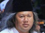 mengenal-gus-muwafiq-jadi-viral-setelah-sebut-nabi-muhammad-ingusan-saat-kecil.jpg