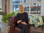 mengenal-sosok-ida-noer-haris-jadi-wanita-karier-tapi-keluarga-tetap-utama.jpg