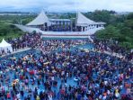 menggunakan-pesawat-drone_20170306_003610.jpg<pf>belangsung-di-kolam-om_20170306_003707.jpg<pf>konser-music-splash-bersama-sheila-o_20170306_003739.jpg