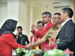 menghadiri-yudisium-dan-ramah-t_20170321_213444.jpg<pf>menghadiri-yudisium-dan-ramah-tamah_20170321_213547.jpg<pf>pertanian-unhas_20170321_131435.jpg