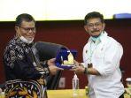 menteri-pertanian-syahrul-yasin-limpo-memberikan-kuliah-umum-di-unm.jpg