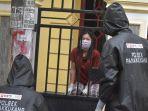 menurut-keterangan-korban-haw3.jpg