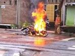 motor-terbakar_20170607_122538.jpg