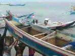 nelayan-di-pulau-kodingareng-saat-menyandarkan-salah-satu-kapal.jpg