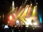 noah-band-mulai-tampil_20160423_211230.jpg
