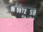 nomor-pelat-dd-5972-sb-menabrak-sebuah-truk-k_20170108_175559.jpg