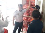 opp-bajoe-melakukan-pemeriksaan-kelayakan-alat-keselamatan_20180704_225320.jpg