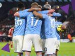 para-pemain-manchester-city-merayakan-gol-yang-dicetak-sergio-aguero.jpg