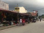 pasar-sore-yang-berada-di-jalan-landorundun-kecamatan-rantepao-toraja-utara.jpg