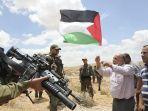 pasukan-israel-melarang-keluarga-palestina-memasuki-gubuk-dan-tenda.jpg