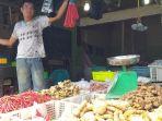 pedagang-pasar-minasa.jpg