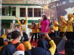 pedangdut-ati-kodong-menjadi-bintang-tamu.jpg