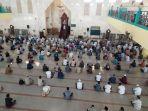 pelaksanaan-salat-jumat-di-masjid-al-markaz-maros.jpg
