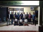 pelaku-pencurian-hanphone-saat-diamankan-polres-jeneponto.jpg