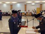 pelantikan-pjs-bupati-majene-h-m-natsir-di-aula-kantor-gubernur-sulbar.jpg