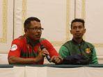 pelatih-dan-pemain-lalenok-unitedss.jpg