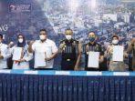 peluncuran-program-single-submission-joint-inspection-quarantine-customs-ssmqc-1.jpg<pf>peluncuran-program-single-submission-joint-inspection-quarantine-customs-ssmqc-2.jpg<pf>peluncuran-program-single-submission-joint-inspection-quarantine-customs-ssmqc-3.jpg<pf>peluncuran-program-single-submission-joint-inspection-quarantine-customs-ssmqc-4.jpg