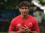 pemain-psm-makassar-zulkifli-syukur-2862021.jpg