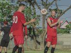pemain-psm-wiljan-pluim-dan-anco-jansen-64.jpg