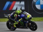 pembalap-monster-energy-yamaha-valentino-rossi-menjalani-sesi-latihan-beba.jpg