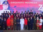 pemerintah-kota-pemkot-makassar-menggelar-upacara-pengibaran-bendera.jpg