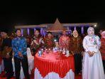 pemkot-palopo-menggelar-malam-resepsi-hut-kemerdekaan-ri-ke-74-di-pelataran-kantor-wali-kota-palopo.jpg