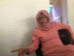 penggugat-lahan-smpn-22-bulukumba-di-desa-bontobiraeng-kecamatan-kajang-hj-asiah-r.jpg