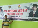 pengurus-percasi-enrekang-aziz-taba-saat-mengikuti-pelatihan-wasit-di-ambon.jpg