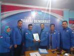 penyerahan-berkas-hasil-penjaringan-cakada.jpg