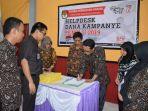 penyerahan-lpsdk-parpol-dan-tim-kampanye-capres.jpg